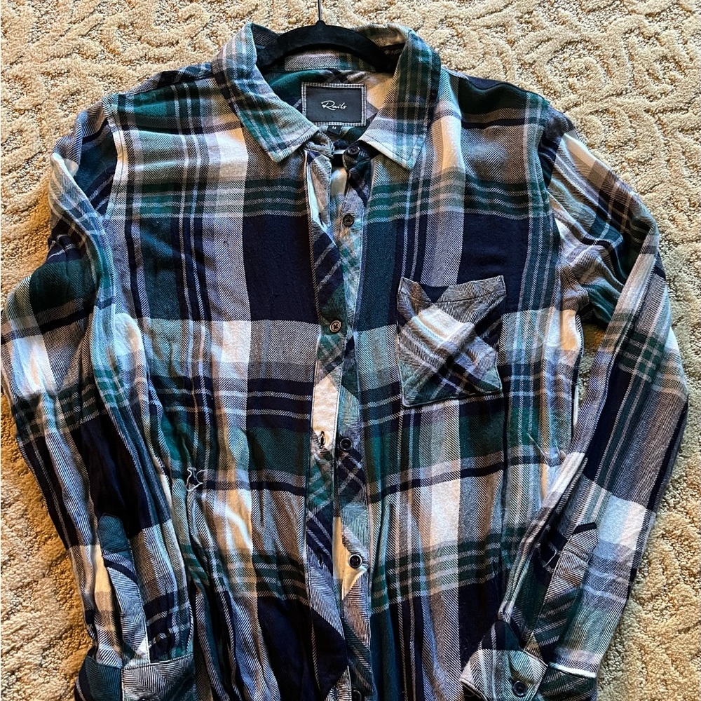 Rails flannel in green, navy and cream. Size medium. Best flannels ever.